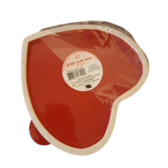 Heart Dutch Oven Ceramic Bowl With Lid  - Red - Picture 4 of 5